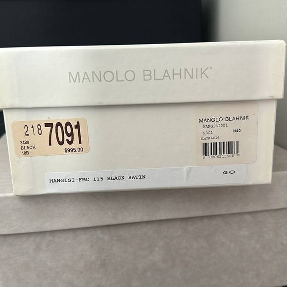 Manolo Blahnik Shoes - Picture 5 of 5
